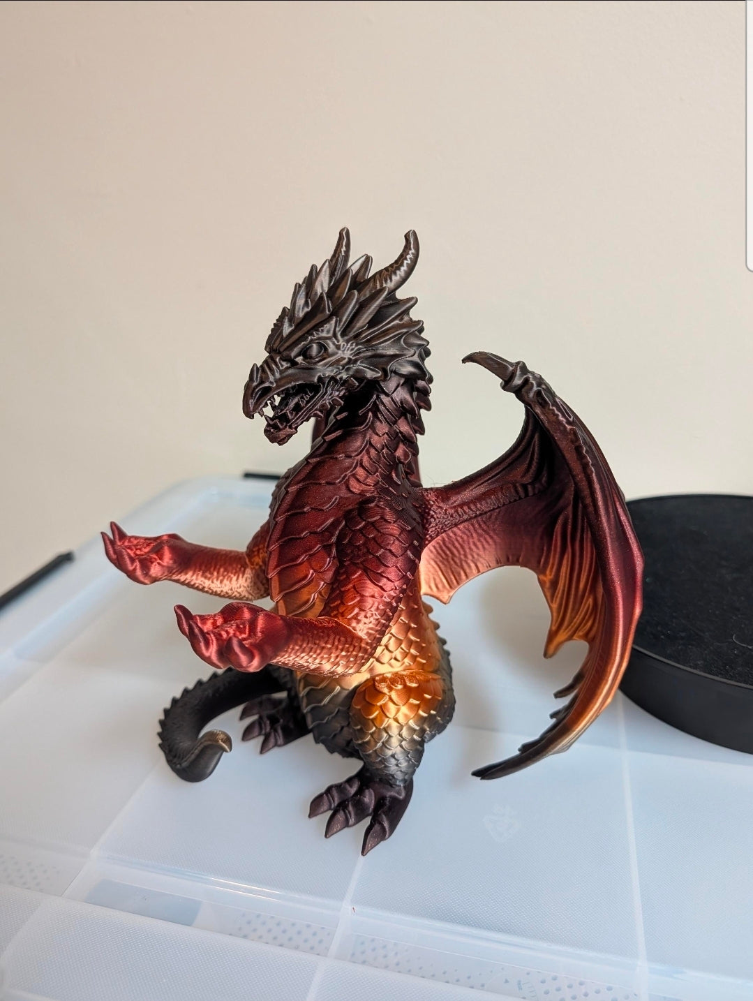 Dragon holder